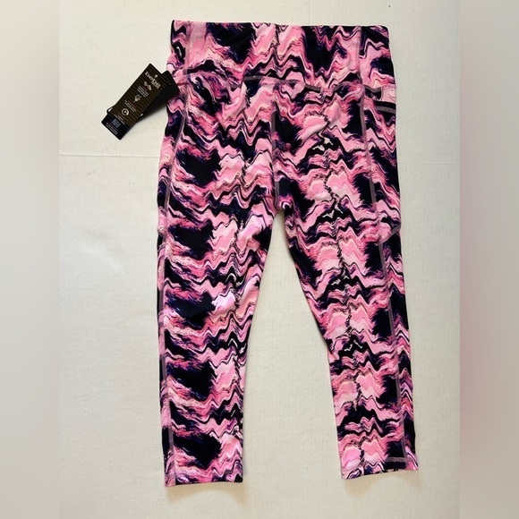 Bebe Sport women’s black & pink print with side pockets capri Sz-S NWT I8 - Picture 2 of 10
